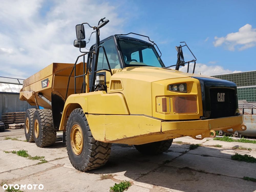 Caterpillar 725 C - 3