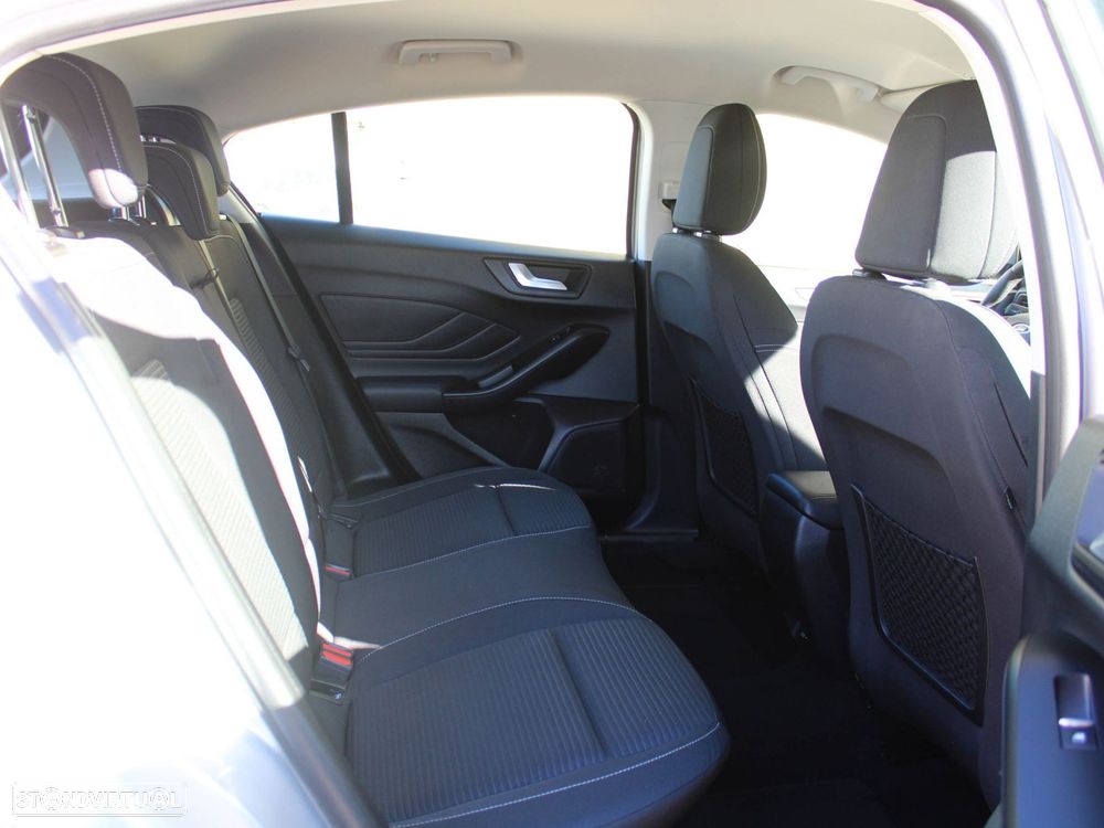 Ford Focus 1.5 TDCi EcoBlue Titanium - 57