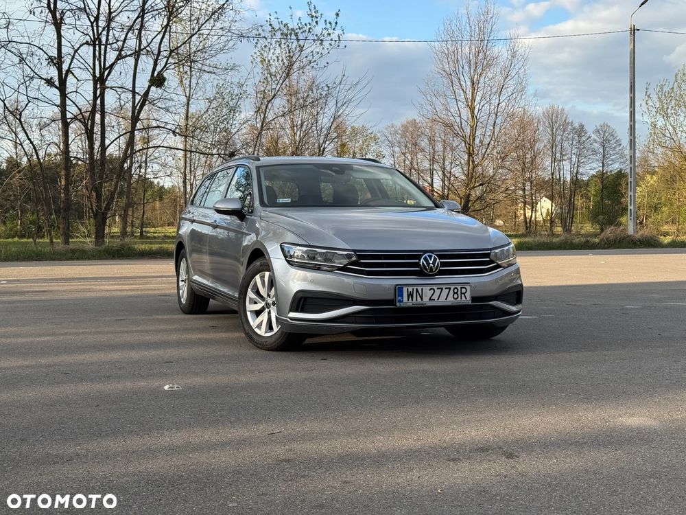 Volkswagen Passat 1.5 TSI EVO Essence DSG - 1