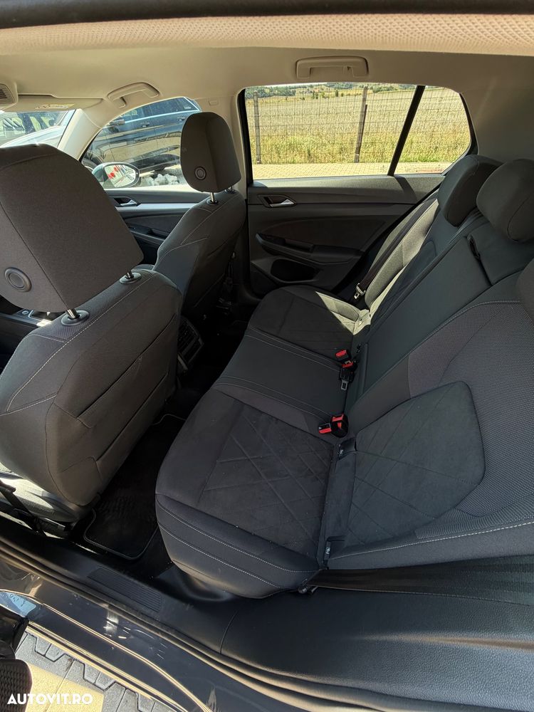 Volkswagen Golf - 17