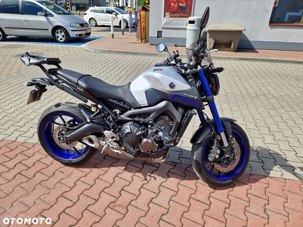 Yamaha MT - 11