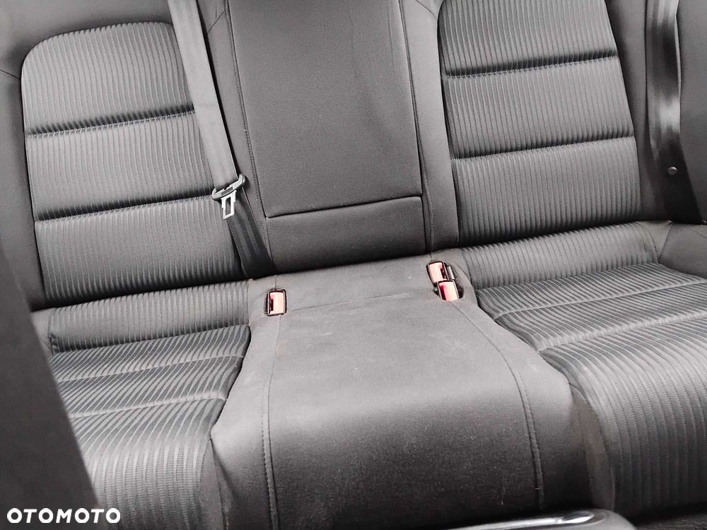 Audi A4 Avant - 4