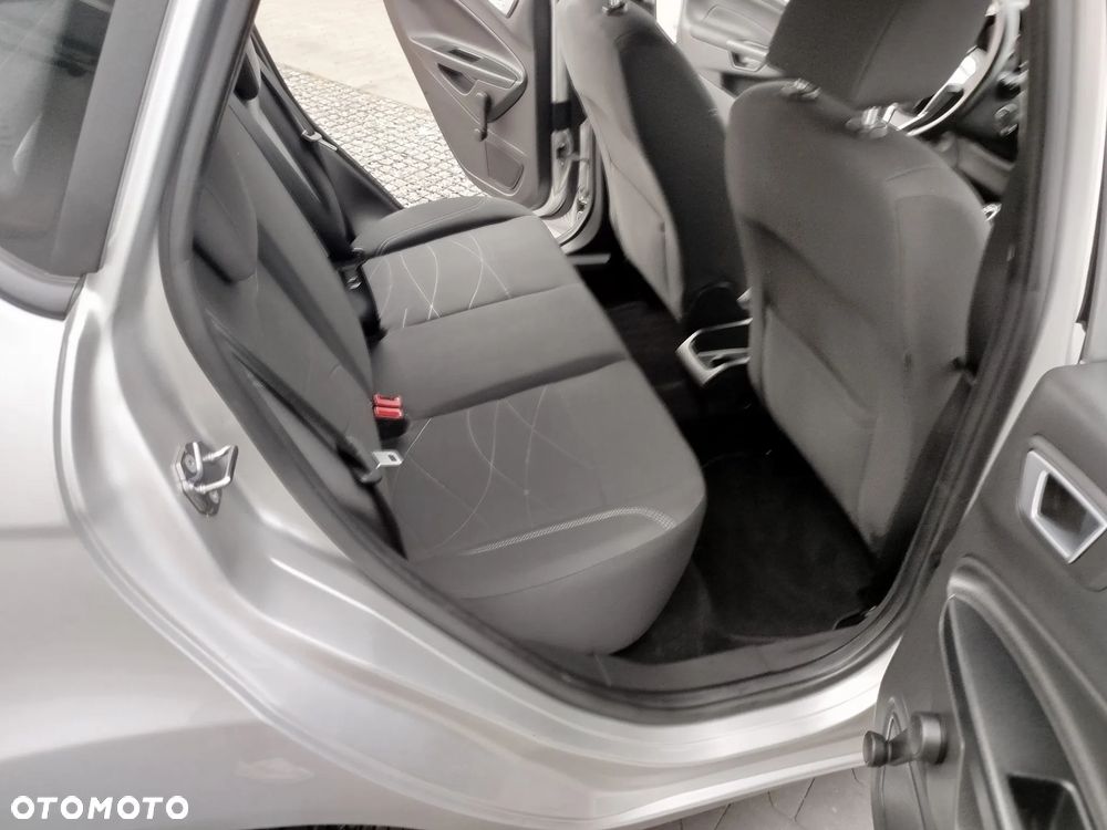Ford Fiesta - 14