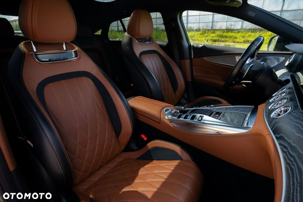 Mercedes-Benz AMG GT 43 4-Matic+ - 35