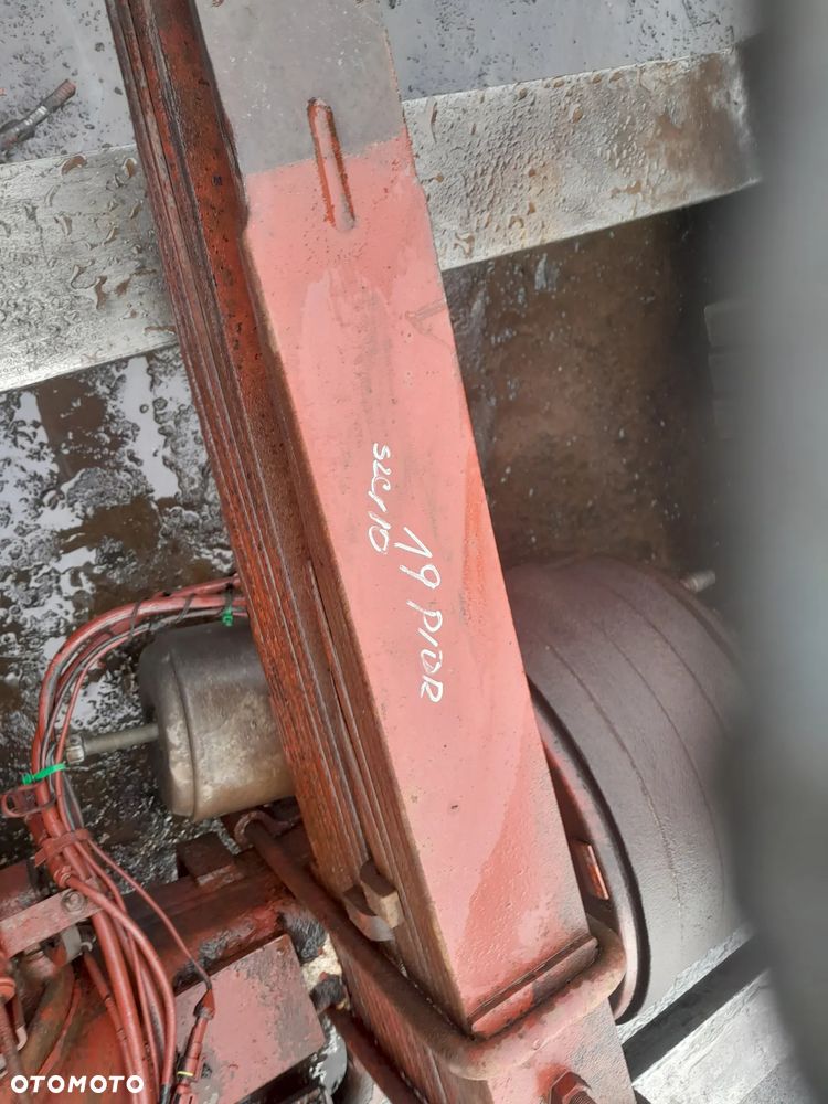 Tylne resory Iveco EUROTECH , 19 PIÓR , 10cm. szerokość !! Cena za komplet !! - 3