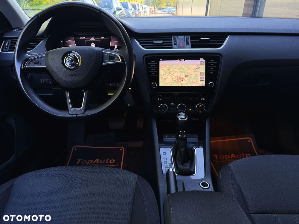 Skoda Octavia 2.0 TDI DSG Style - 24