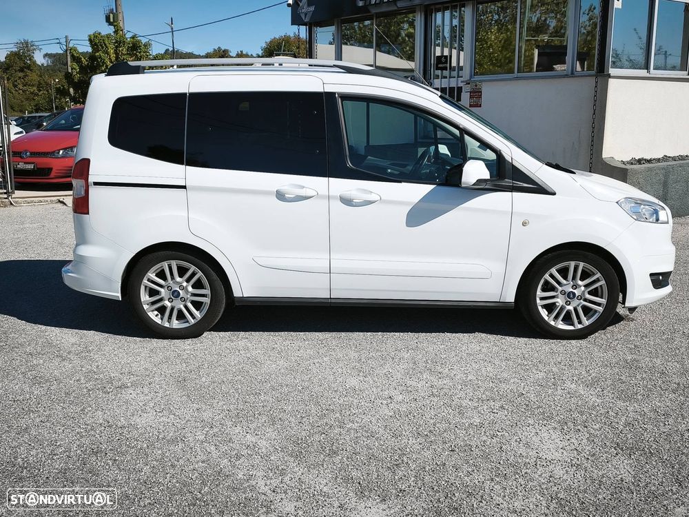 Ford Tourneo Courier 1.0 EcoBoost Titanium - 5