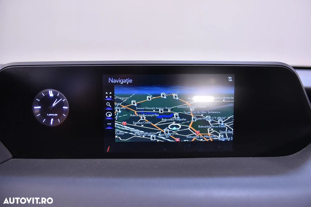 Lexus UX - 21