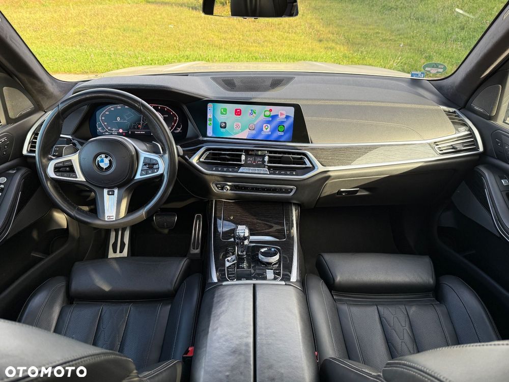 BMW X7 xDrive40i - 13