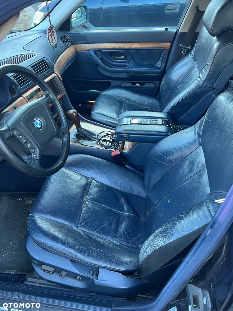 BMW Seria 7 - 13