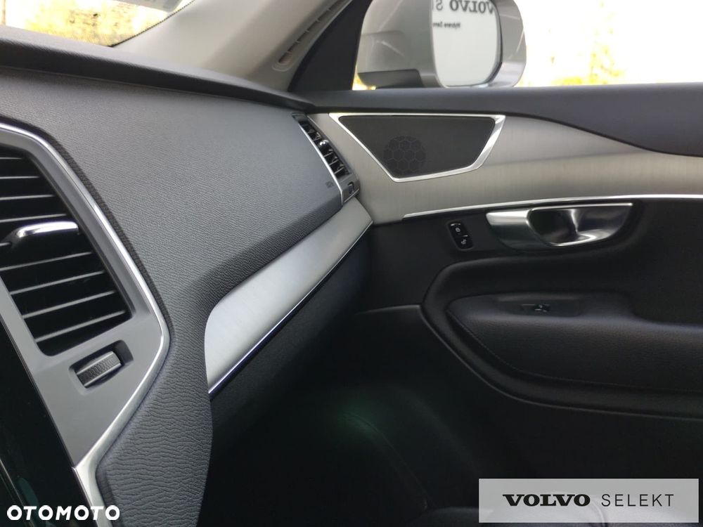 Volvo XC 90 - 16