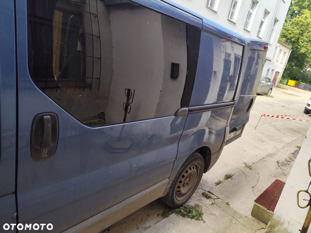 Opel Vivaro - 2