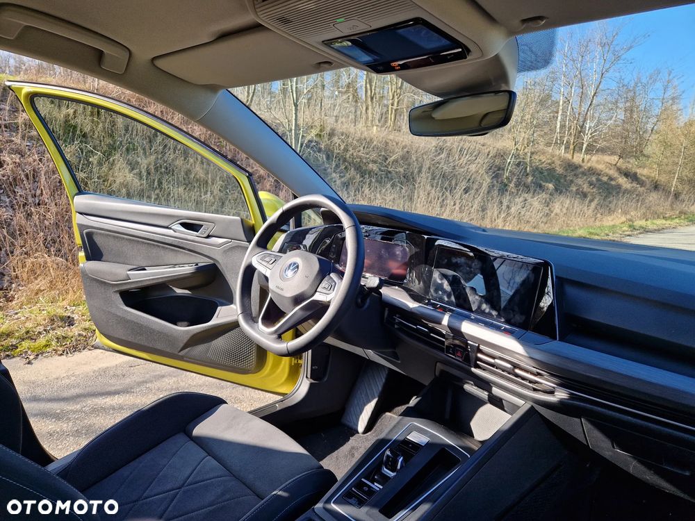 Volkswagen Golf 1.5 TSI BMT Evo IQ Drive DSG - 26