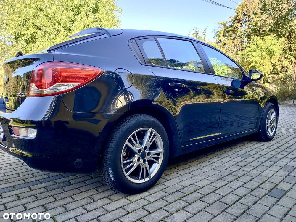 Chevrolet Cruze 1.8 LS+ - 3