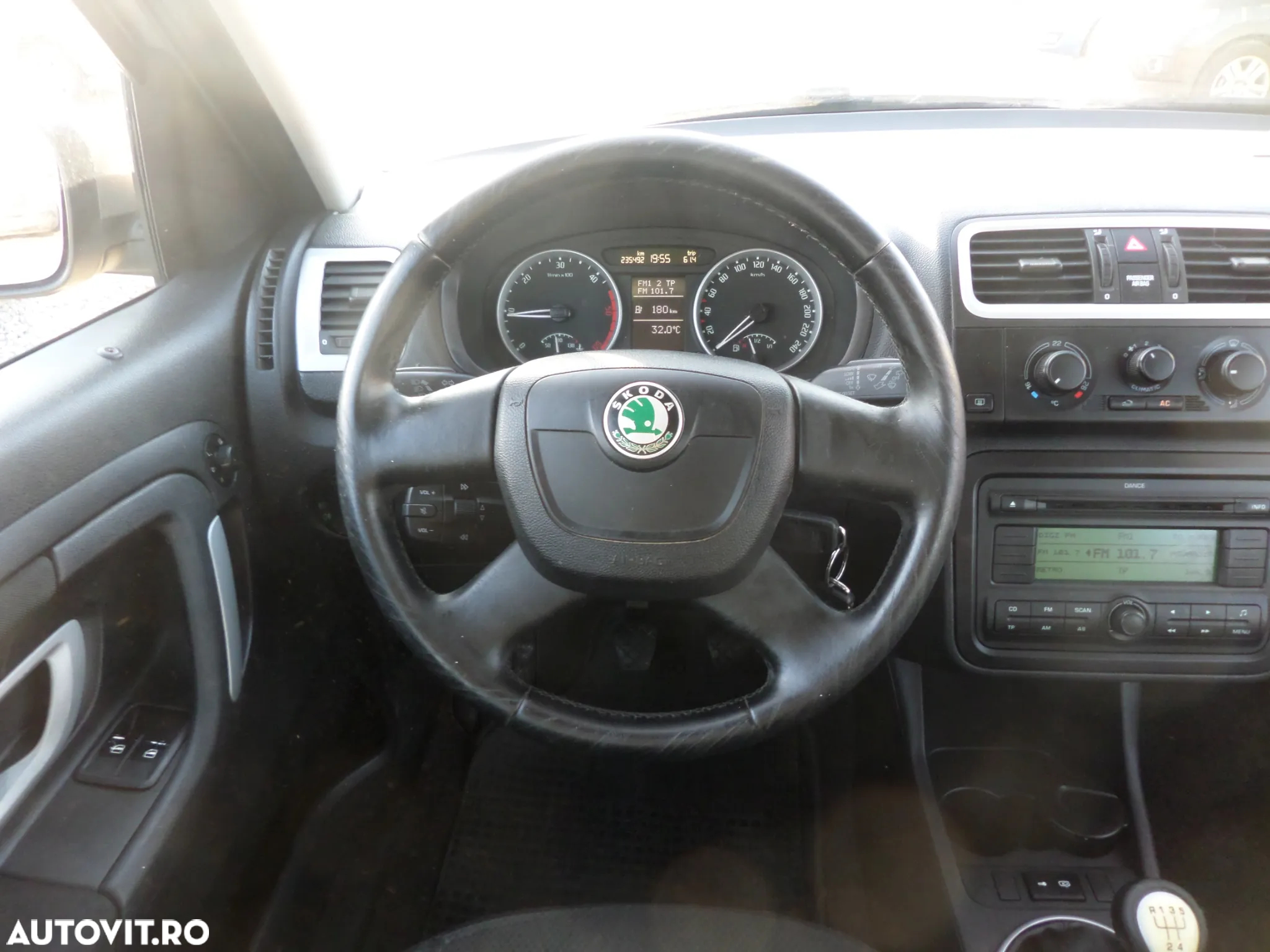 Skoda Roomster 1.9 TDI Comfort PLUS EDITION - 27