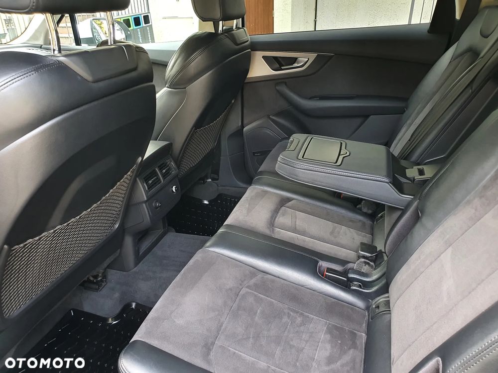 Audi Q7 3.0 TDI ultra Quattro Tiptronic - 16