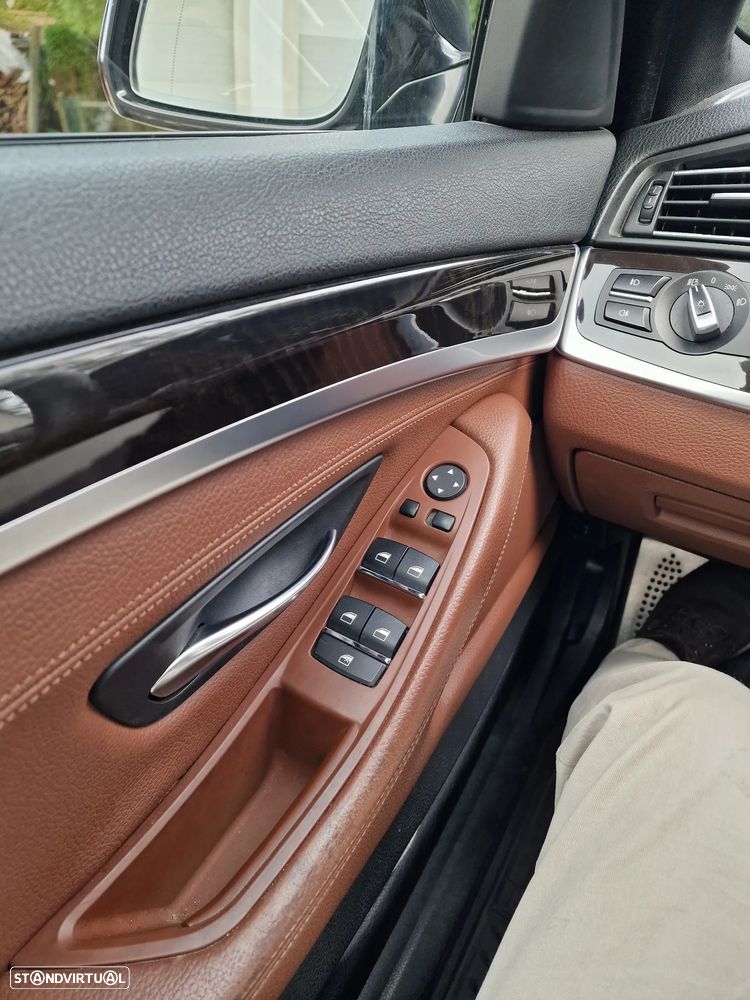 BMW 525 d Pack M Auto - 16