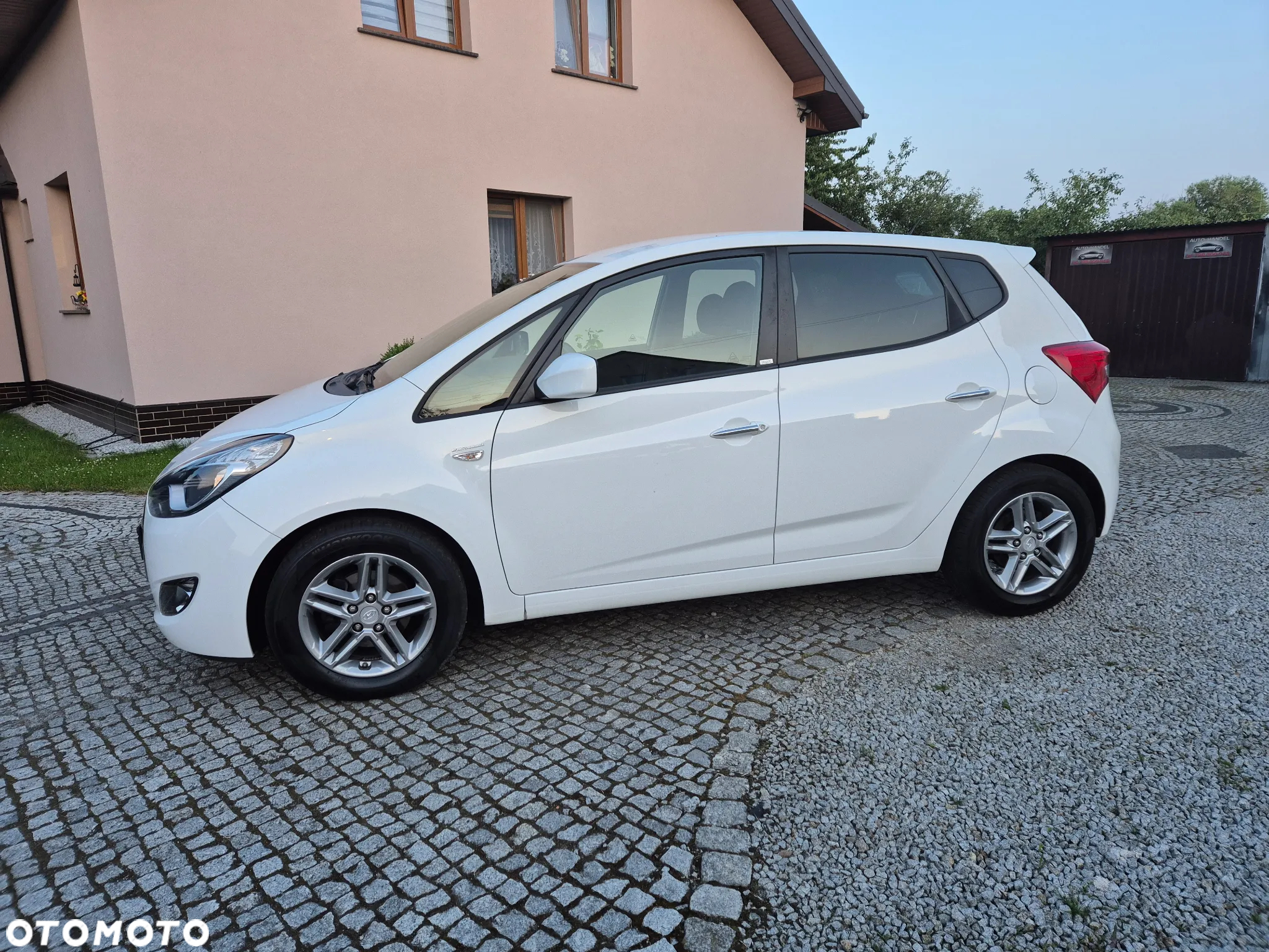 Hyundai ix20 1.4 blue Passion - 25