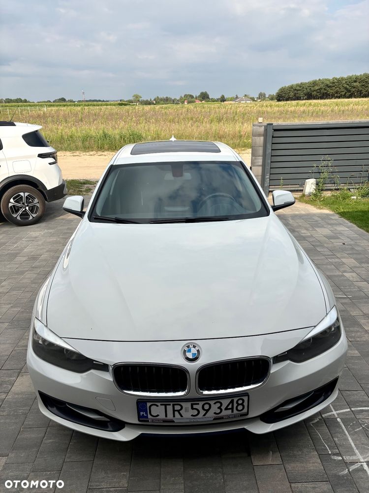 BMW Seria 3 335d xDrive Sport-Aut Sport Line - 10