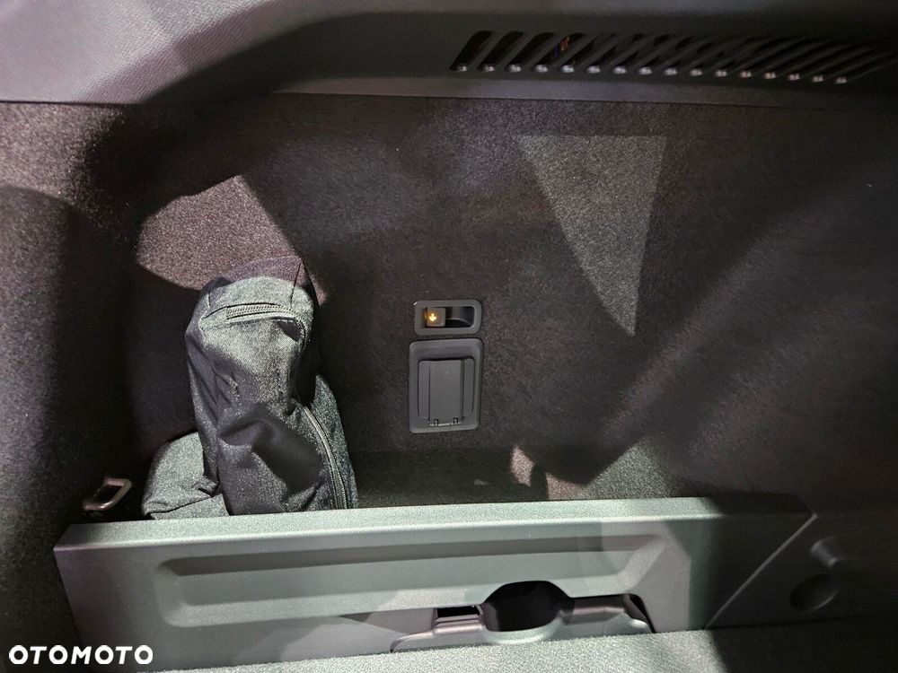 Cupra Leon Sportstourer 2.0 TSI 4Drive VZ DSG - 10