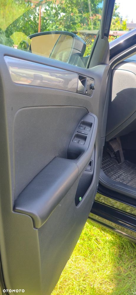 Volkswagen Jetta - 27