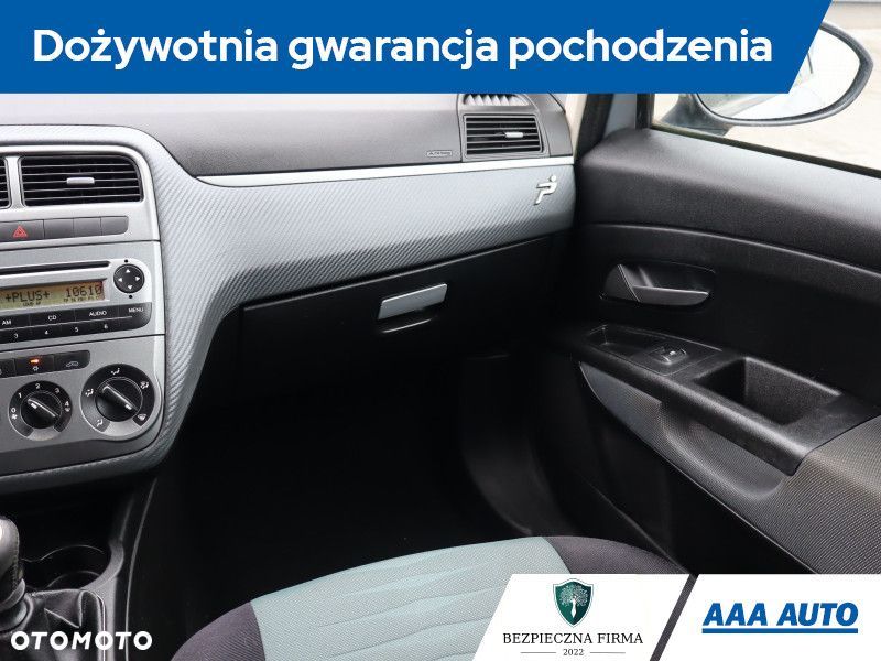 Fiat Grande Punto - 9