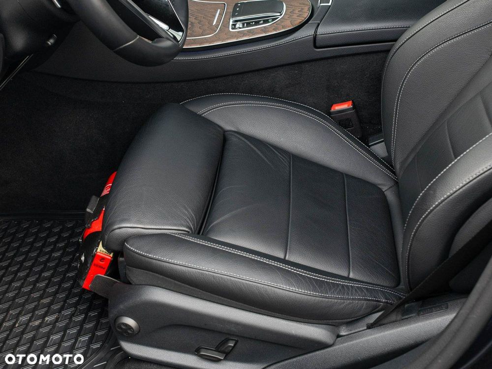 Mercedes-Benz Klasa E 220 d Avantgarde - 14