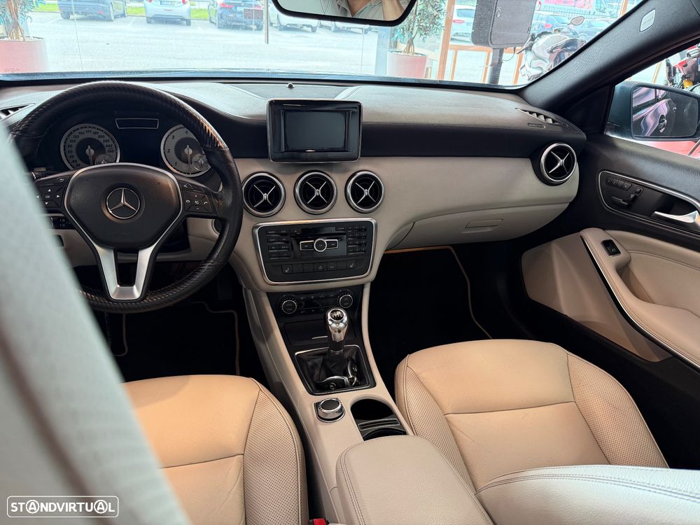 Mercedes-Benz A 180 CDI AMG Line - 25