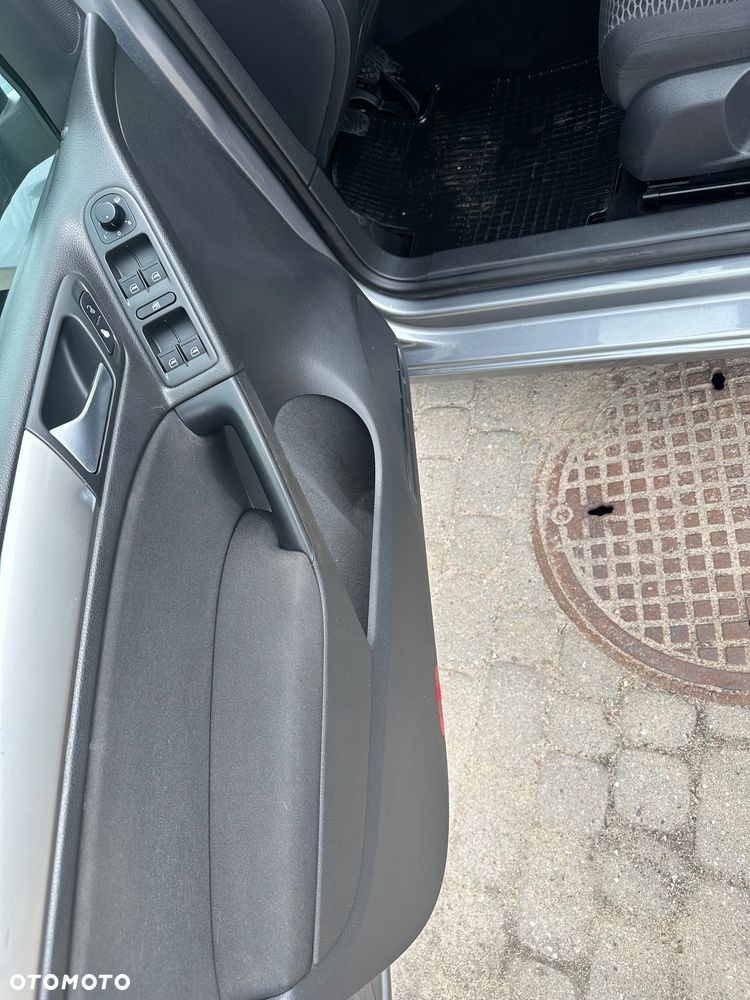 Volkswagen Golf - 20