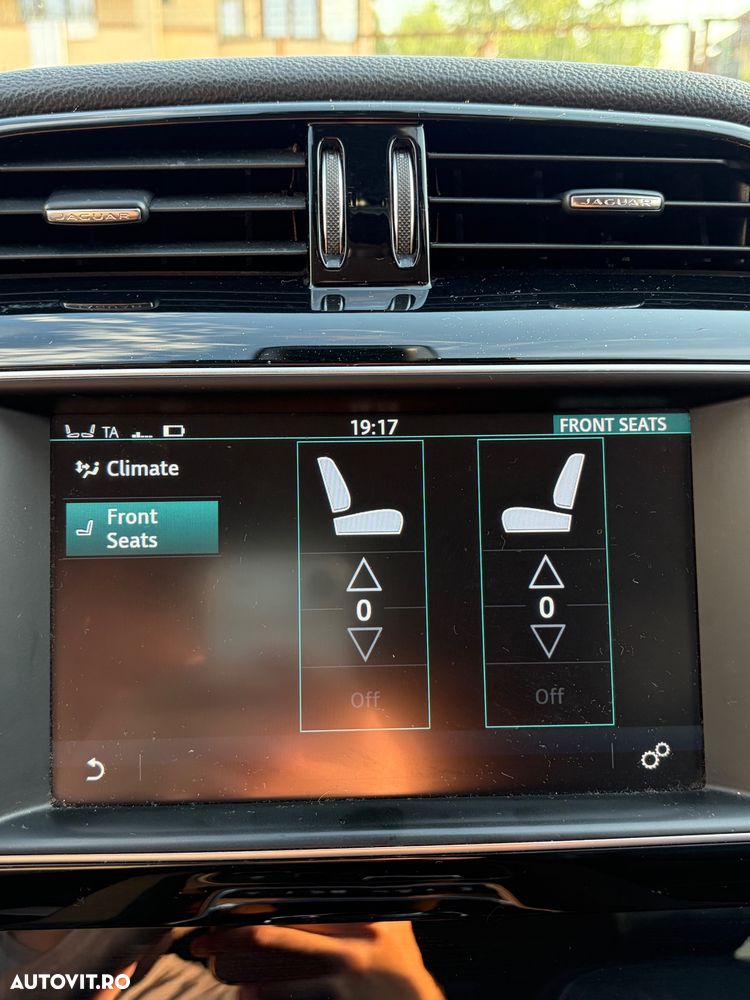 Jaguar F-Pace 20d Aut. Prestige - 13