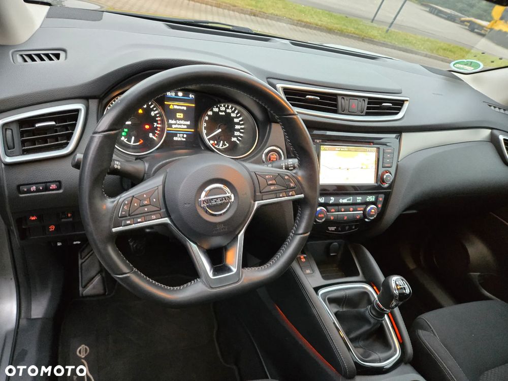 Nissan Qashqai 1.3 DIG-T N-WAY - 21