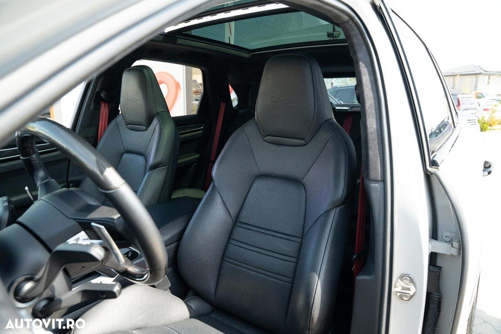 Porsche Cayenne Turbo - 7
