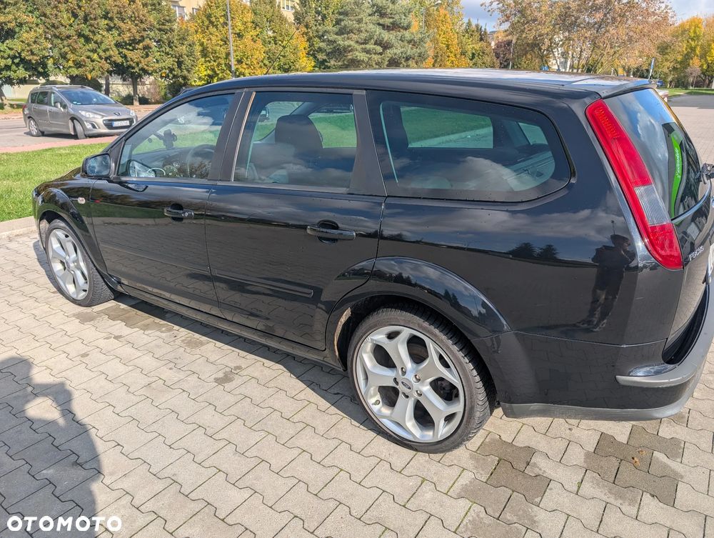 Ford Focus Turnier 2.0 16V Fun X - 6