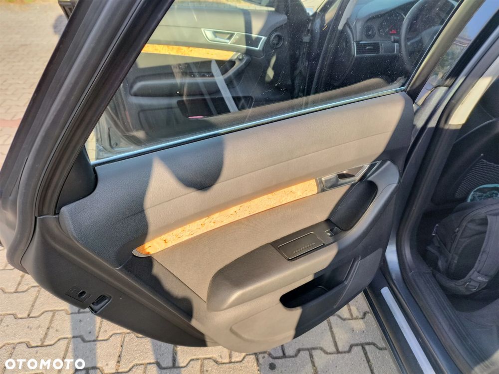 Audi A6 Avant 2.0 TDI - 30