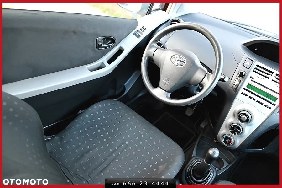 Toyota Yaris 1.3 VVT-i Luna - 16