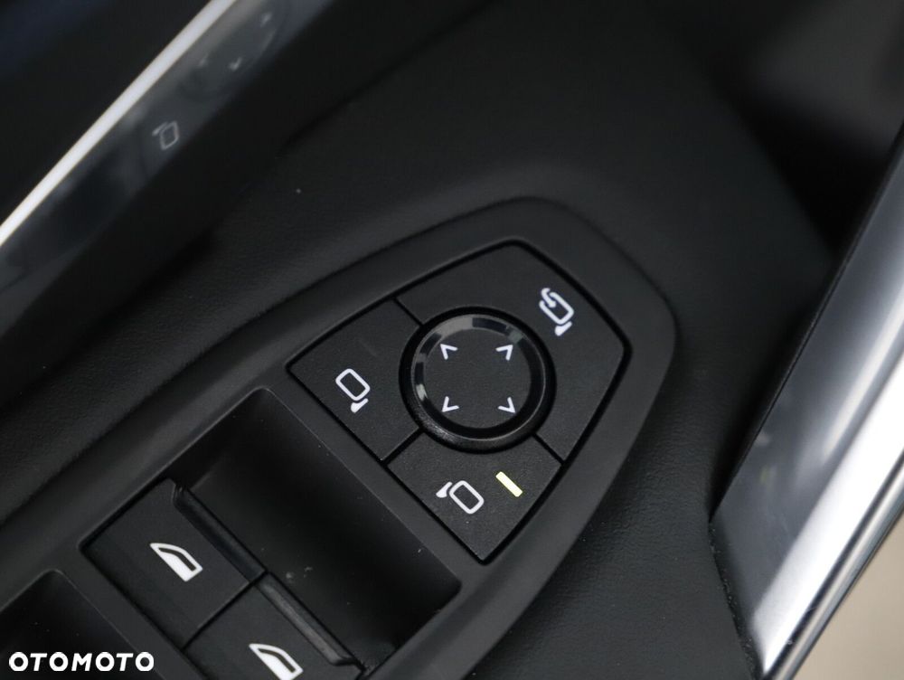 BMW X1 - 14