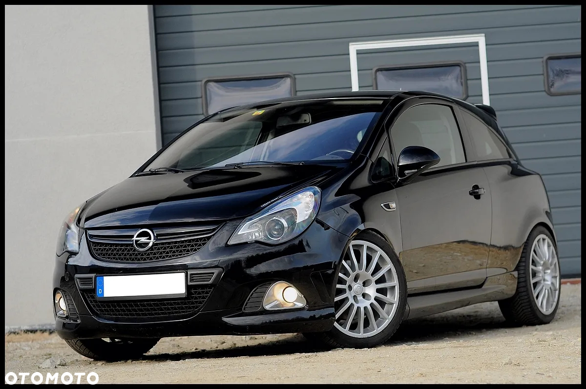 Opel Corsa 1.6 Turbo OPC - 11