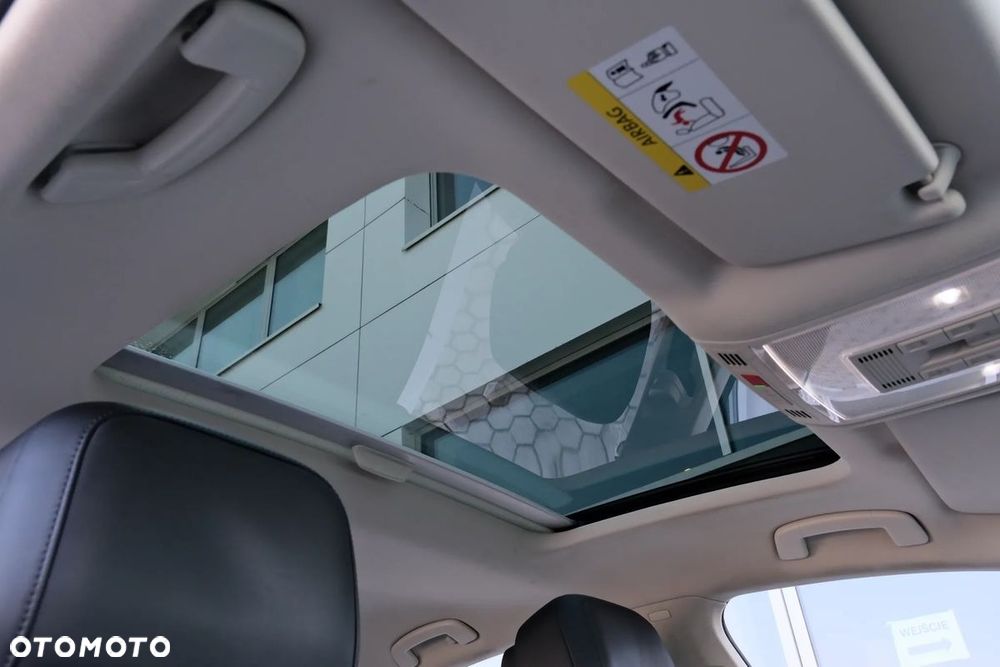 Volkswagen Passat 1.4 TSI DSG GTE - 34