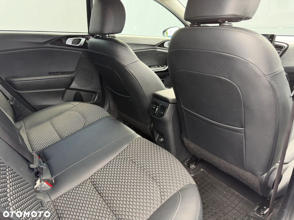 Kia Ceed 1.5 T-GDI L - 25