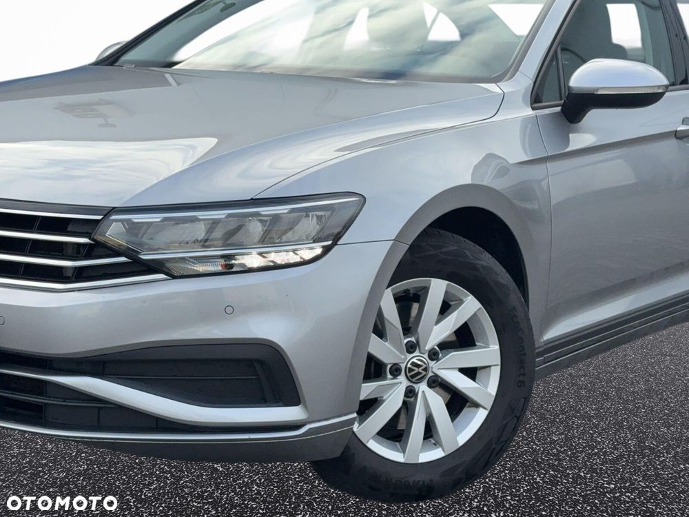 Volkswagen Passat - 8