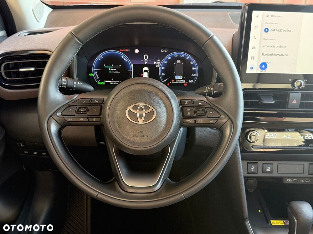 Toyota Yaris Cross - 17