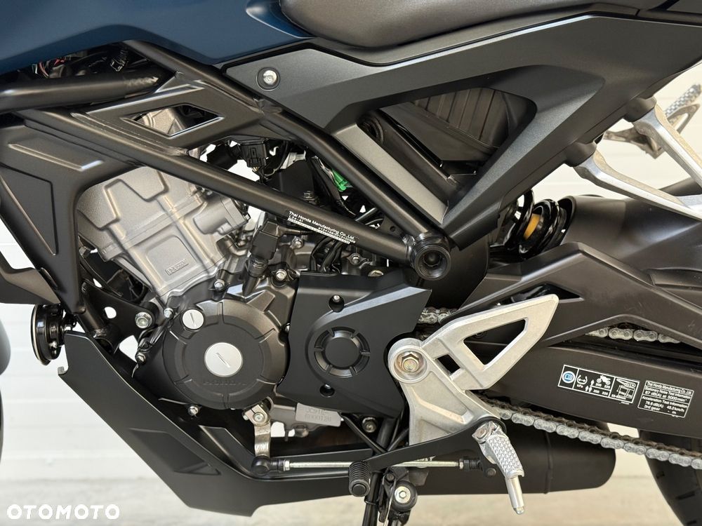 Honda CB - 31