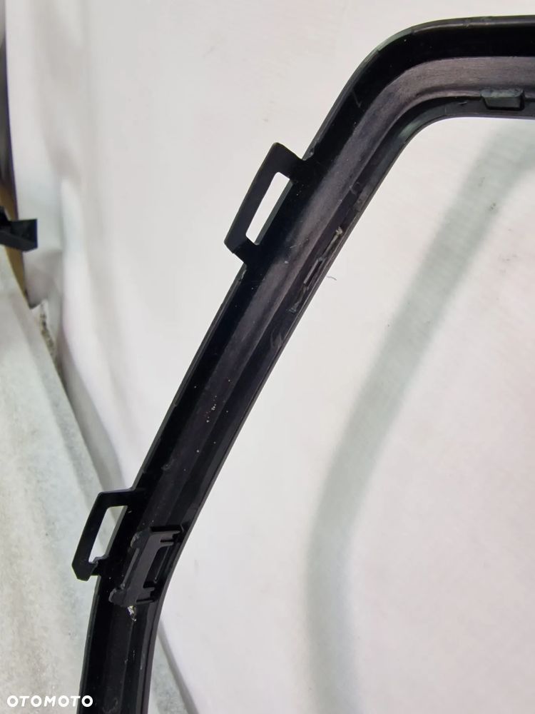 AUDI Q4 E-TRON 89A 20- CHROM / RAMKA ATRAPY / GRILLA PRZEDNIEGO PRZÓD , NR 89A807715 , NR AUKCJI GL596 - 17