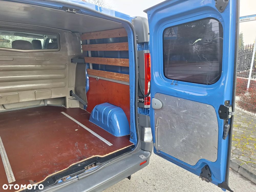 Renault Trafic - 28