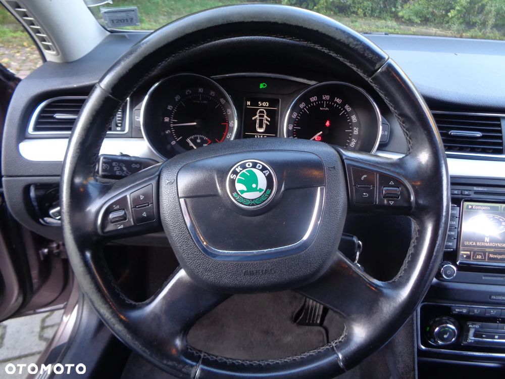 Skoda Superb Combi 2.0 TDI Green tec Elegance - 16
