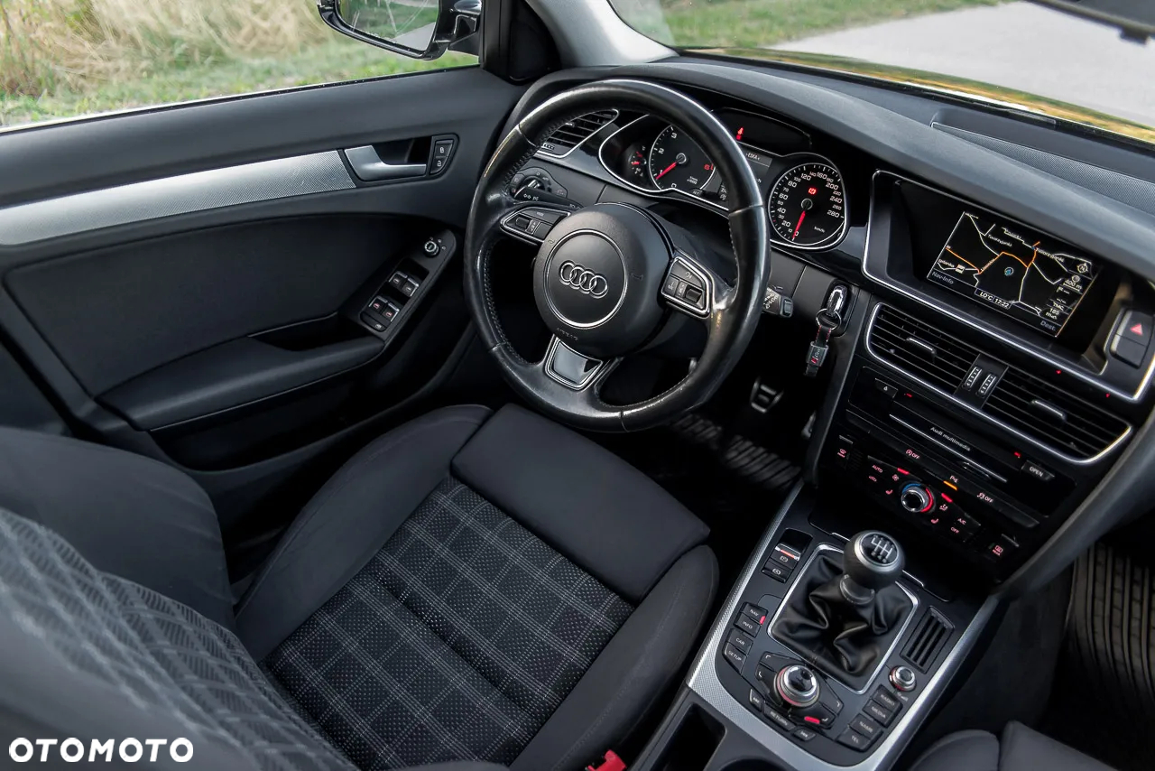 Audi A4 Avant 2.0 TDI Quattro - 16