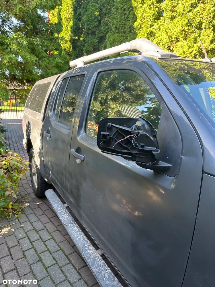 Nissan Navara - 22
