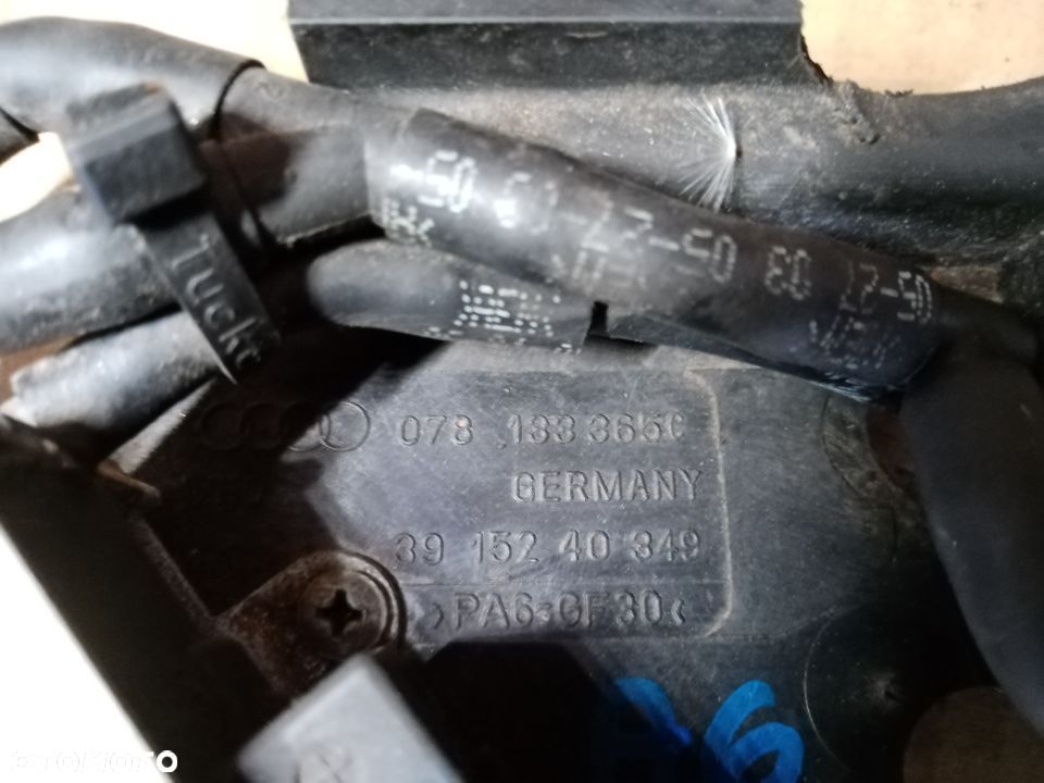 Zawór zaworek zaworki podciśnienia Audi A6 C5 2.4 V6 078133365C - 6
