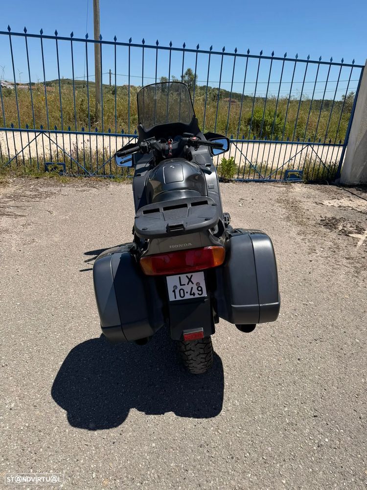 Honda Pan European - 4
