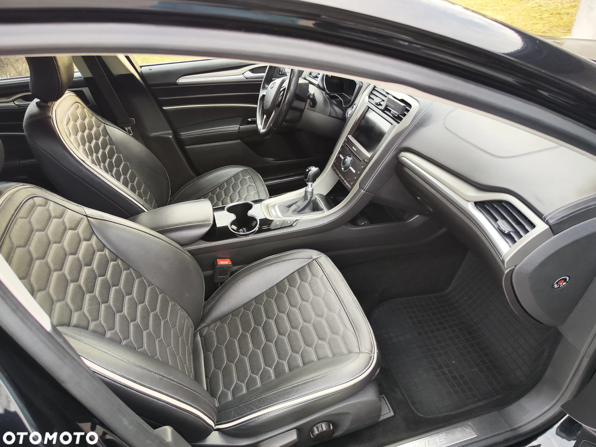 Ford Mondeo Vignale 2.0 TDCi - 27